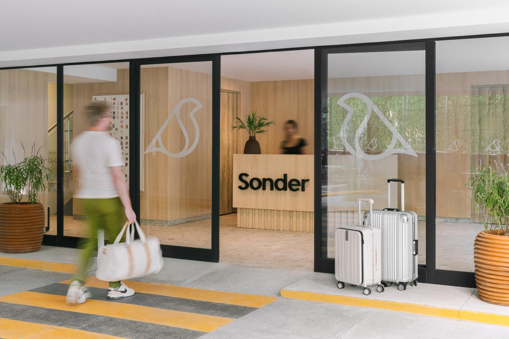 Sonder Miravalle Aparthotel